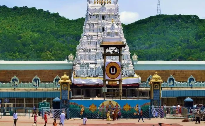 kesarinandan Travels